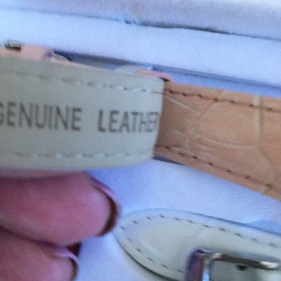 Invicta watch set excellent like new condition battery just replaced works great - Picture 7 of 9